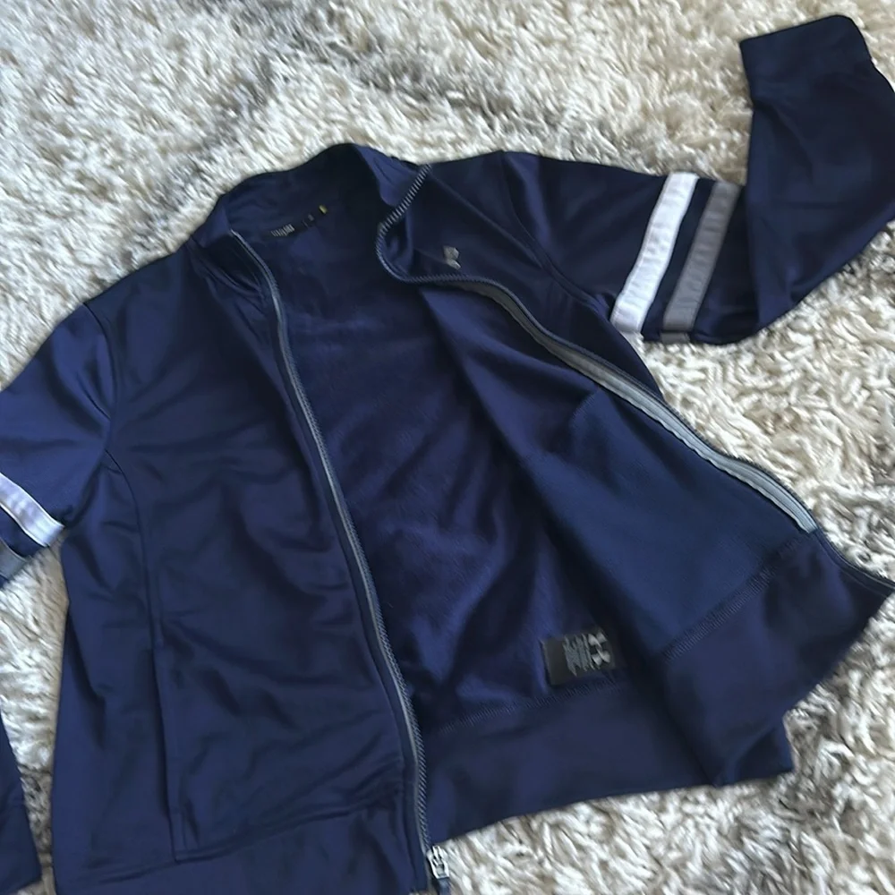 Under Armour Zip Up Long Sleeve Shirt
